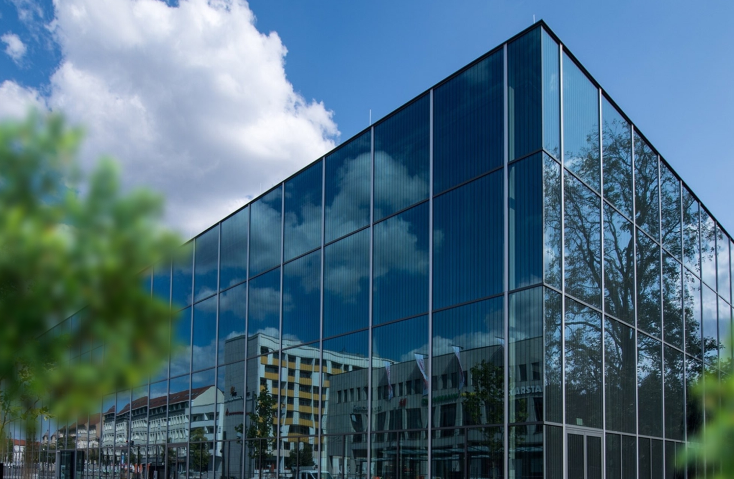 Durable, avec un aspect moderne et une lumière naturelle abondante
